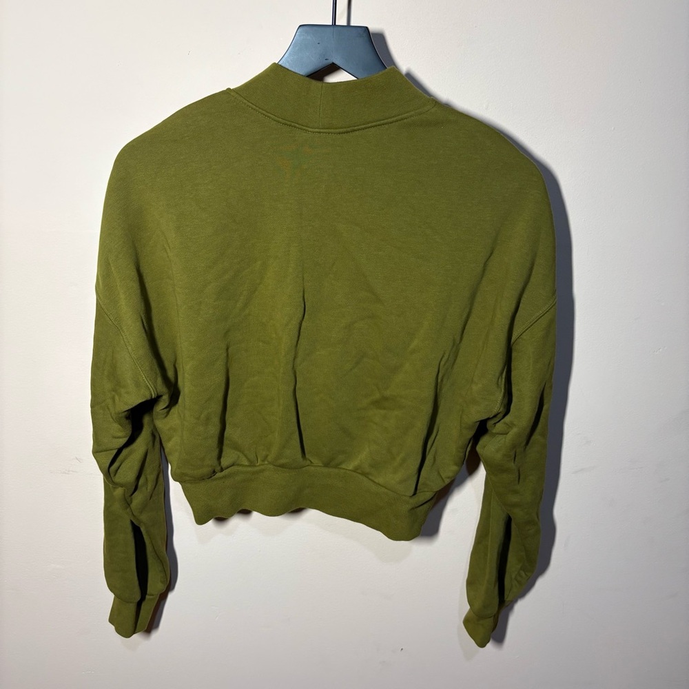 Nike Green Cropped Mock Neck Sweatshirt Women’s Size Small - Picture 4 of 10